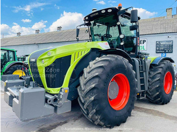 Tracteur agricole Claas XERION 4000