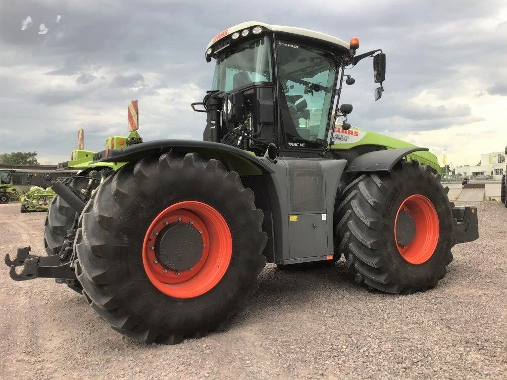 Tracteur agricole Claas XERION 4000 TRAC VC