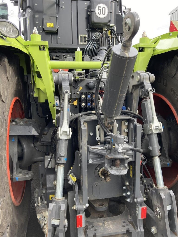 Tracteur agricole Claas XERION 5000 TRAC