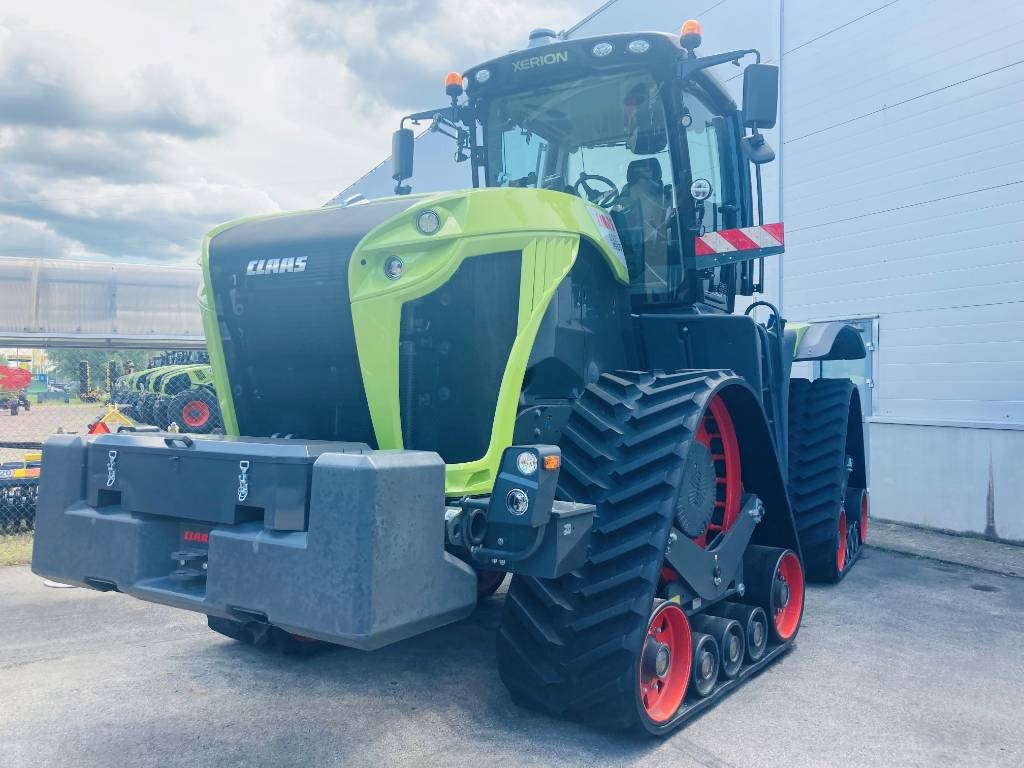 Tracteur agricole Claas XERION 5000 TRAC TS
