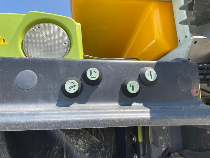 Tracteur agricole Claas Xerion 4000