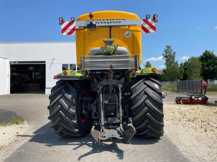 Tracteur agricole Claas Xerion 4000