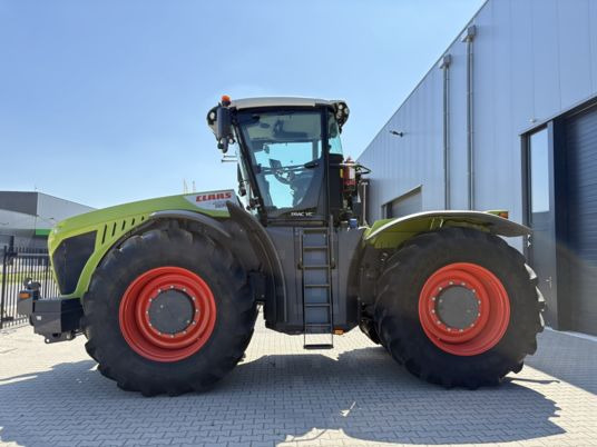 Tracteur agricole Claas Xerion 4200 Trac VC