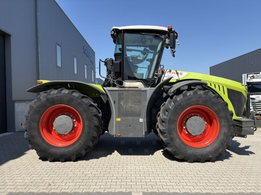 Tracteur agricole Claas Xerion 4200 Trac VC