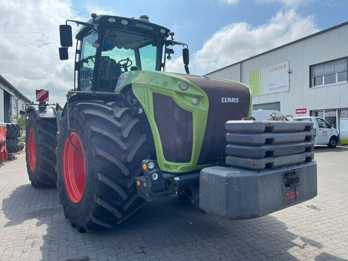Tracteur agricole Claas Xerion 5000 Trac