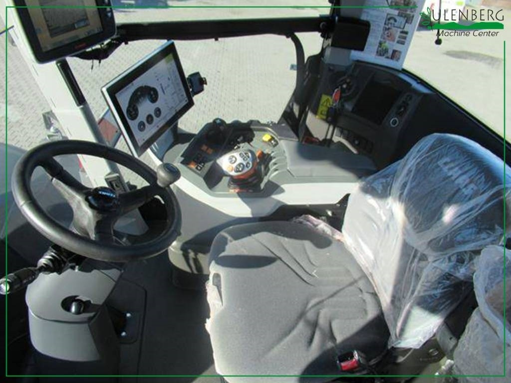 Tracteur agricole Claas Xerion 5000 Trac