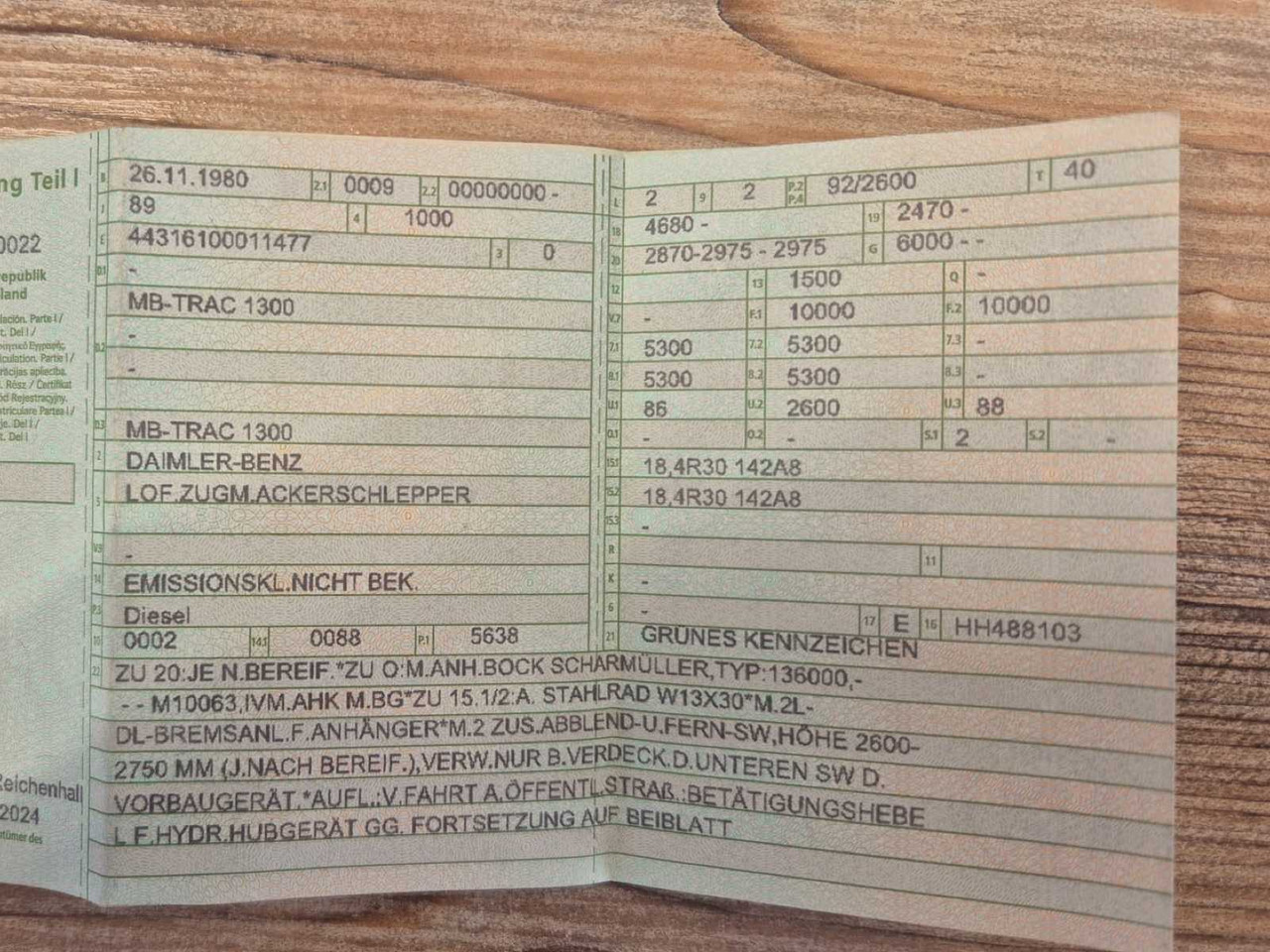 Tracteur agricole DAIMLER-BENZ MB-TRAC 1300 FRONT LOADER