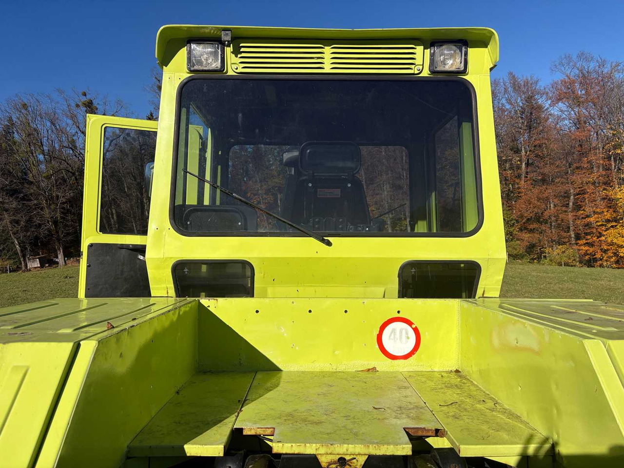 Tracteur agricole DAIMLER-BENZ MB-TRAC 1300 FRONT LOADER