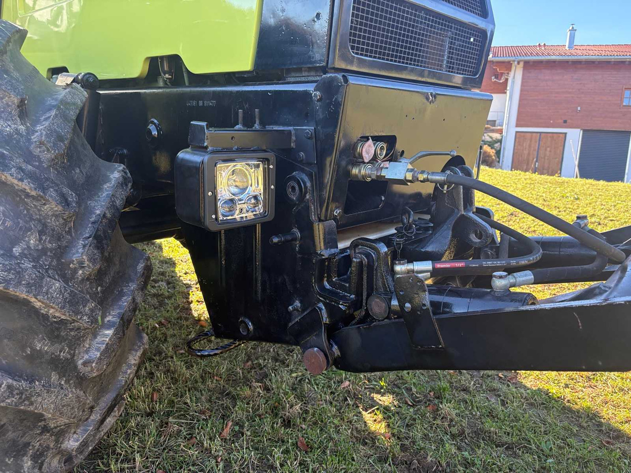 Tracteur agricole DAIMLER-BENZ MB-TRAC 1300 FRONT LOADER