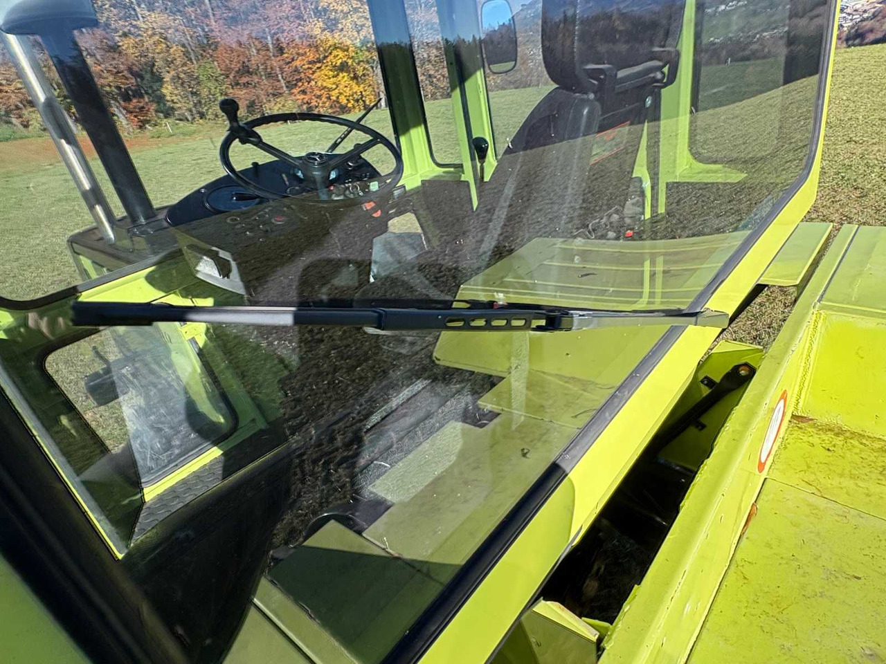 Tracteur agricole DAIMLER-BENZ MB-TRAC 1300 FRONT LOADER