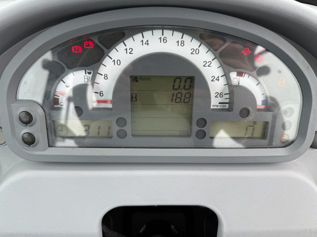 Tracteur agricole DEUTZ FAHR Agrofarm 115G