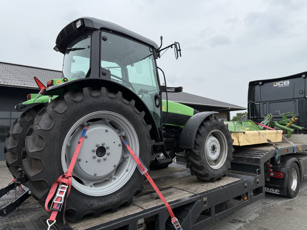 Tracteur agricole DEUTZ FAHR Agrofarm 115G