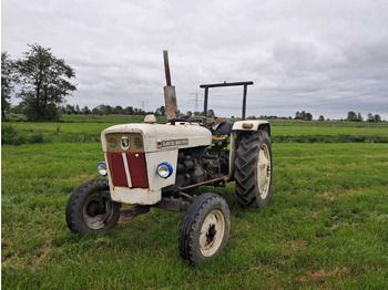 Tracteur agricole David Brown 880