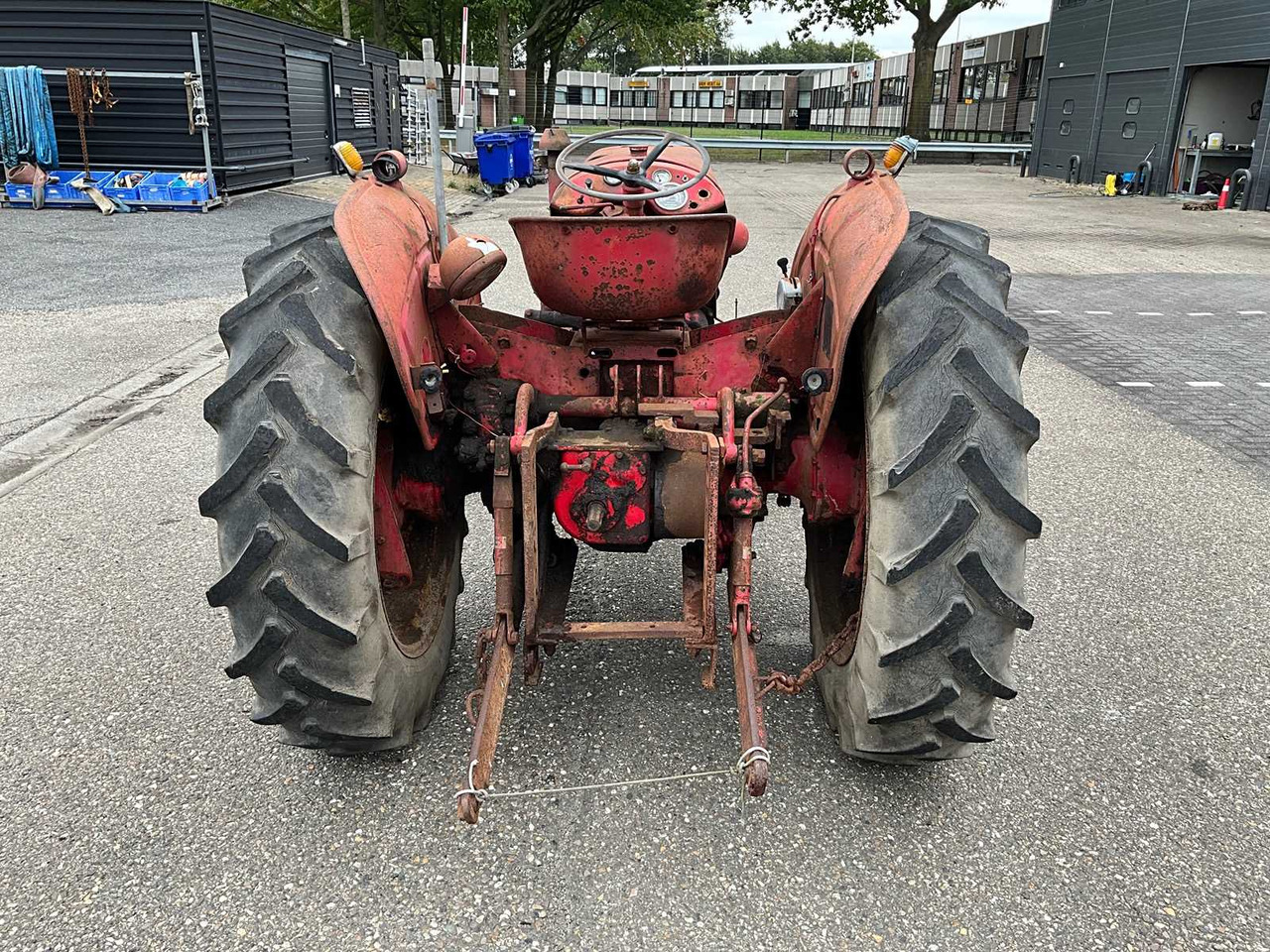 Tracteur agricole David Brown 950