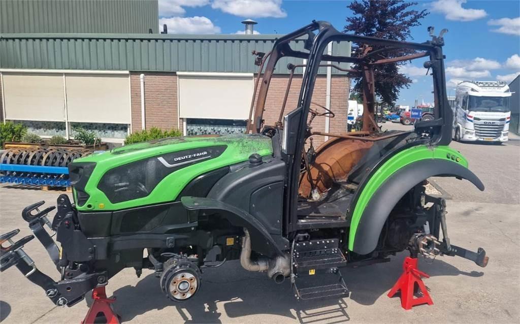 Tracteur agricole Deutz 5090 DF TTV