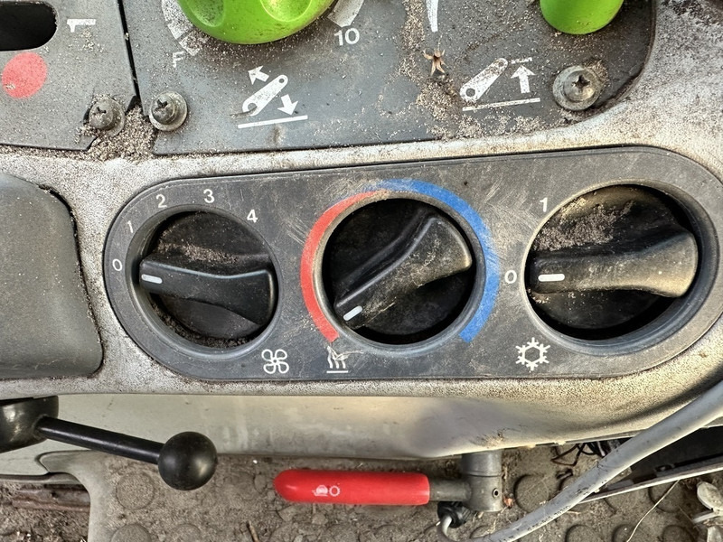 Tracteur agricole Deutz Agrotron 4.85