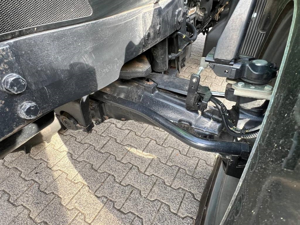 Tracteur agricole Deutz Agrotron 6140