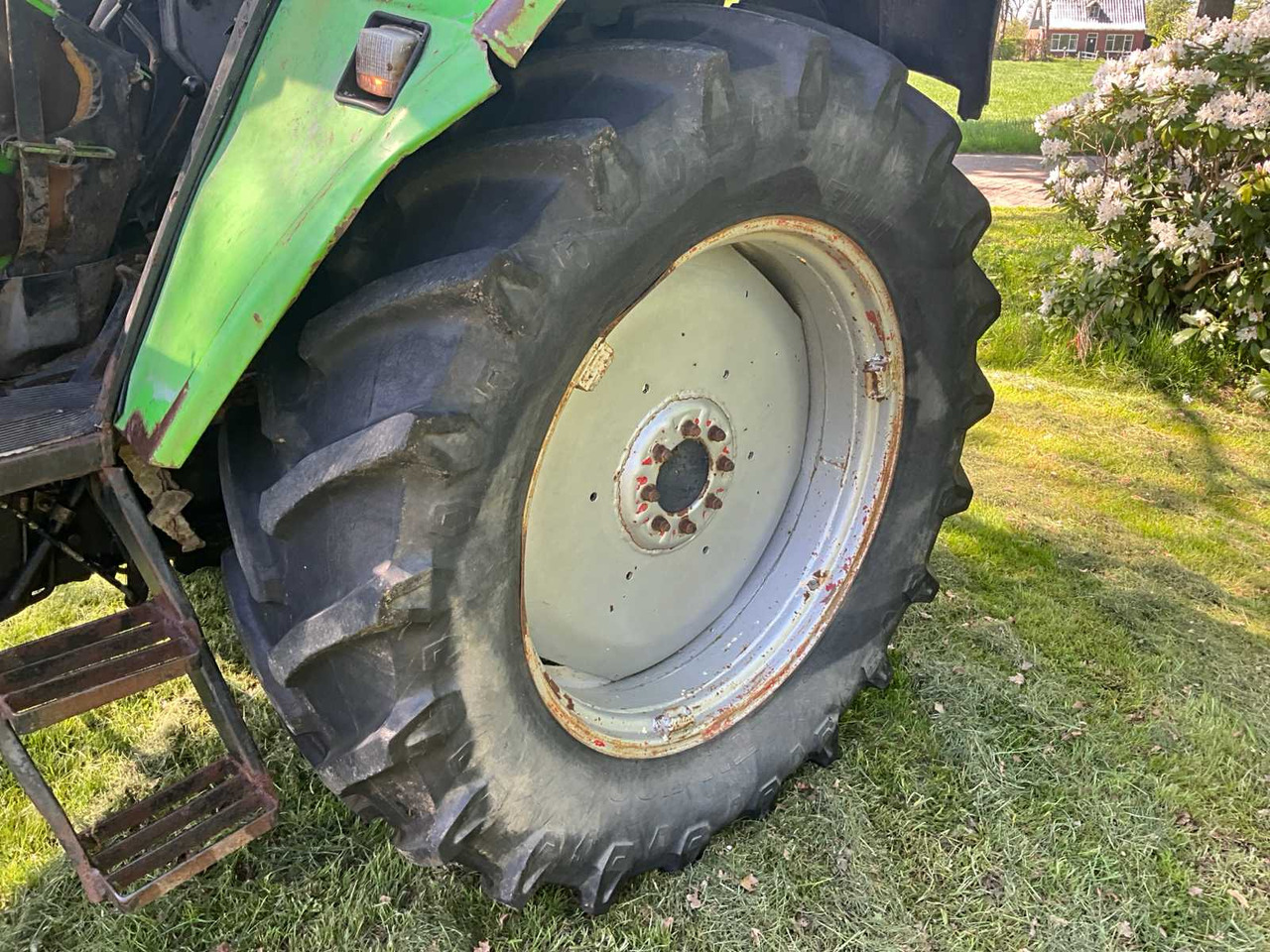 Tracteur agricole Deutz D7206