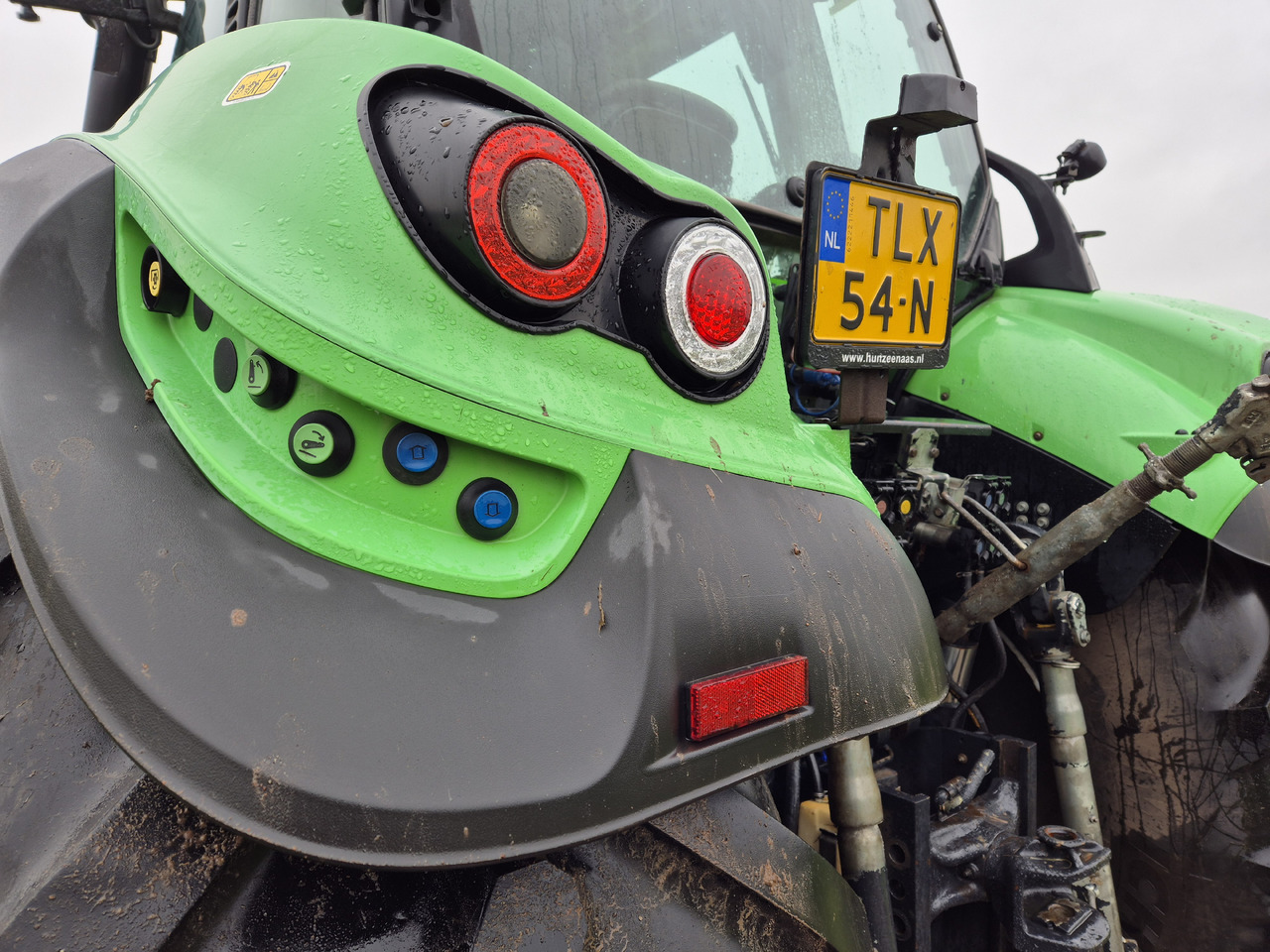 Tracteur agricole Deutz Fahr 6180 TTV met Front Hef / PTO