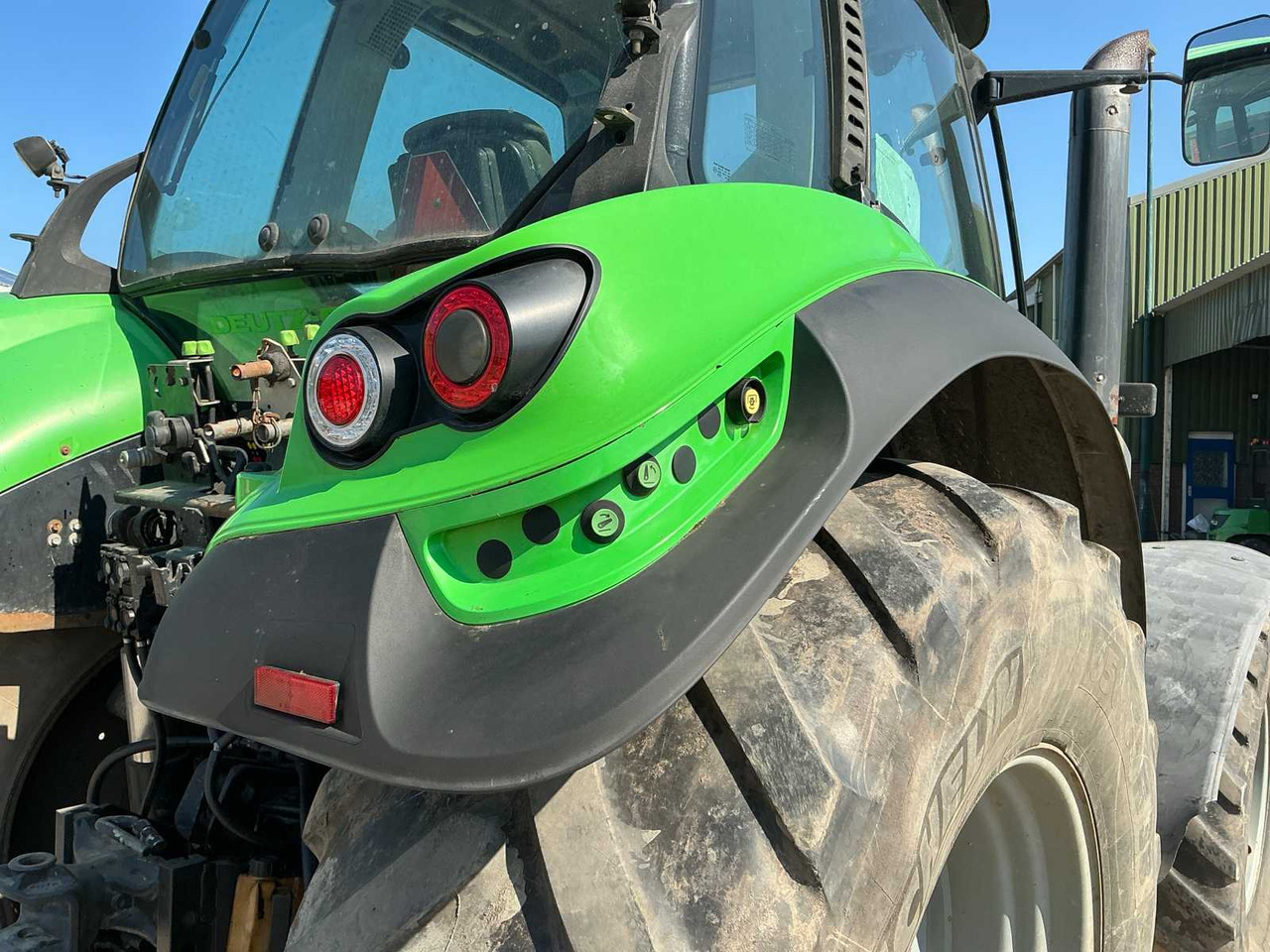 Tracteur agricole Deutz-fahr 6160
