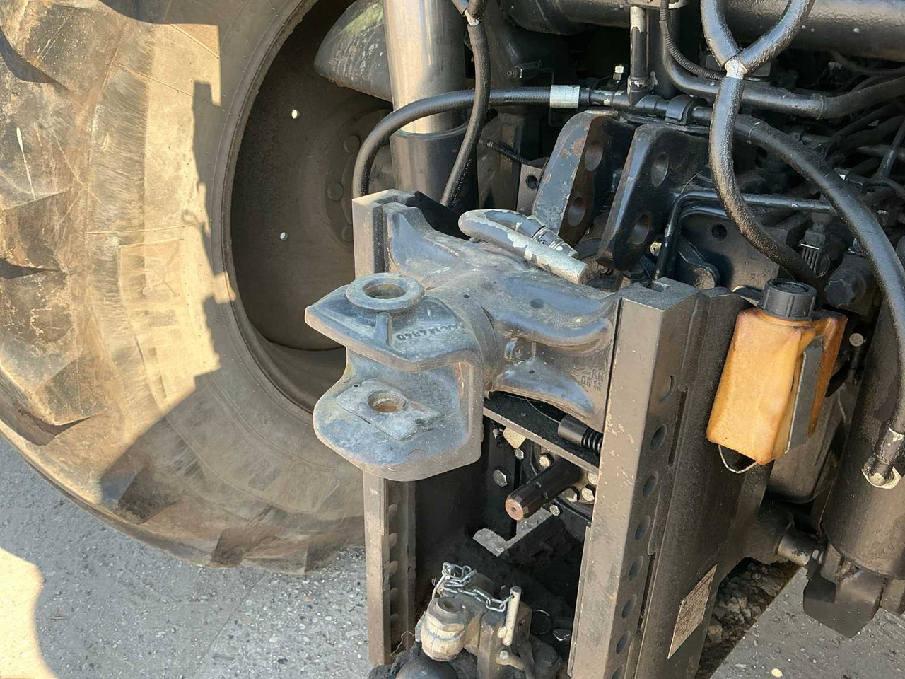 Tracteur agricole Deutz-fahr 6160