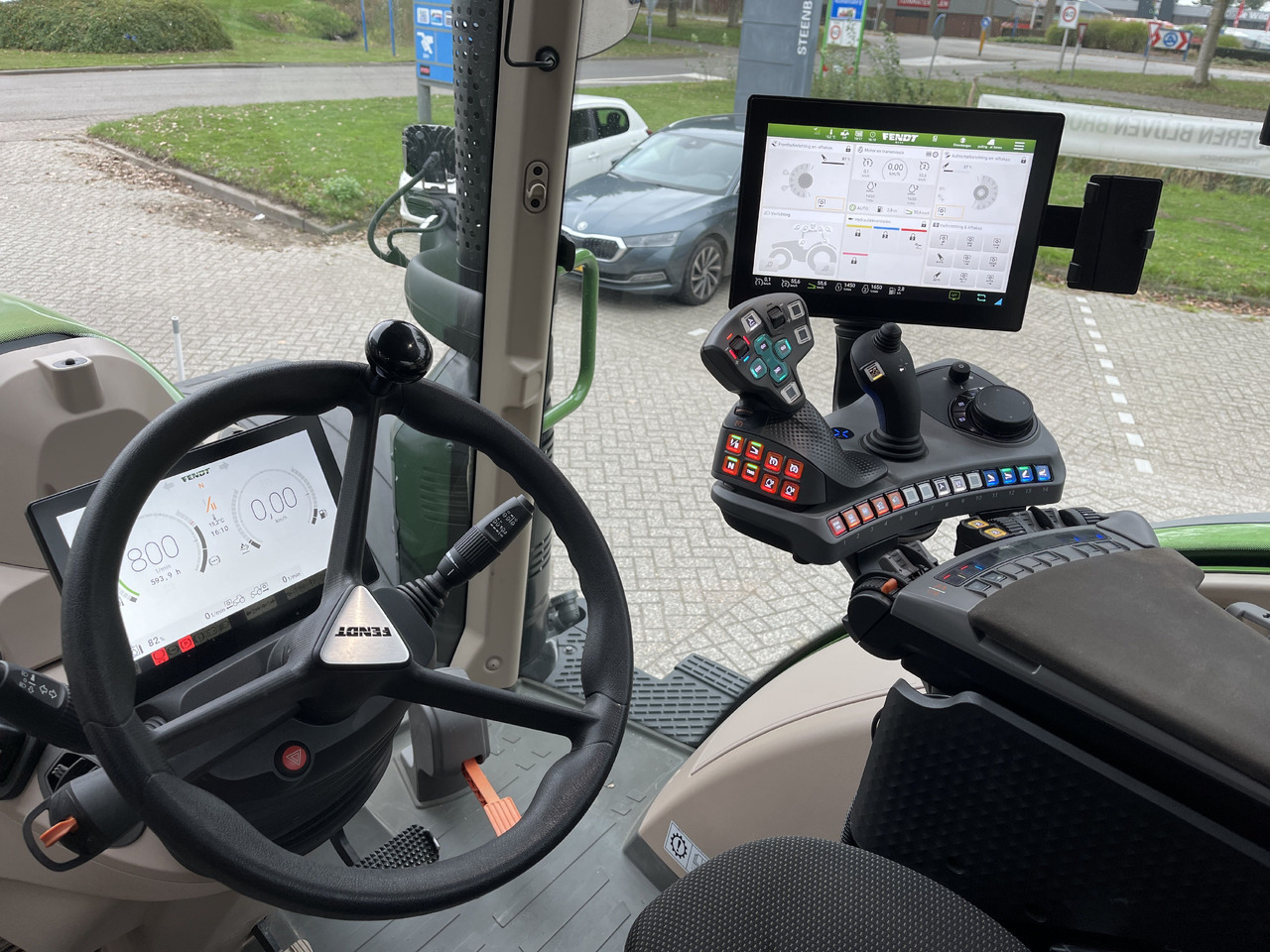 Tracteur agricole FENDT 724 Vario Gen6 PowerPlus setting 2