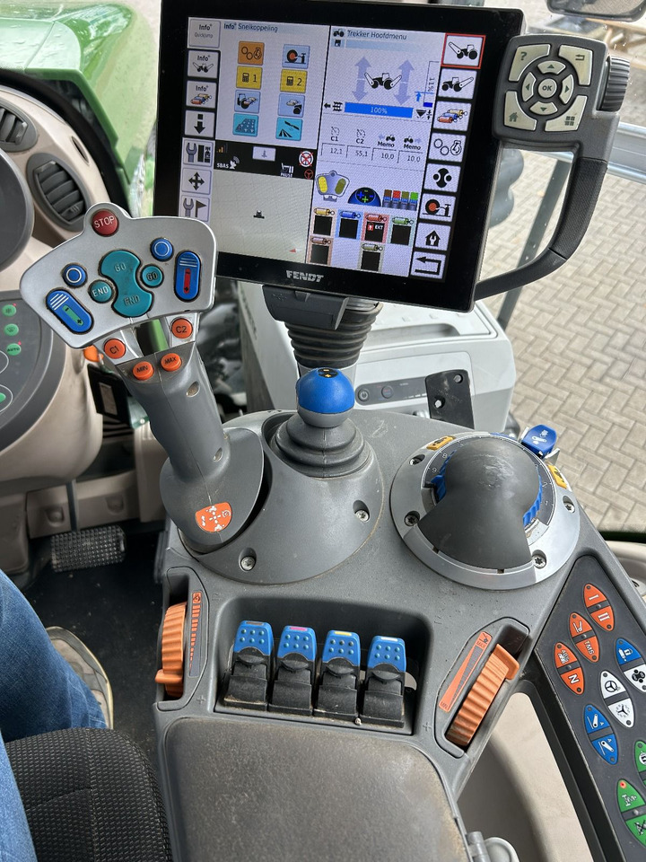 Tracteur agricole FENDT 939 S4 ProfiPlus