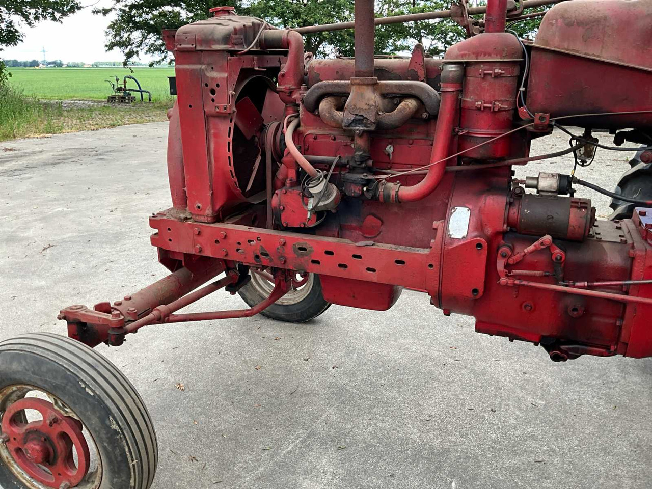 Tracteur agricole Farmall 400 “Benzine”