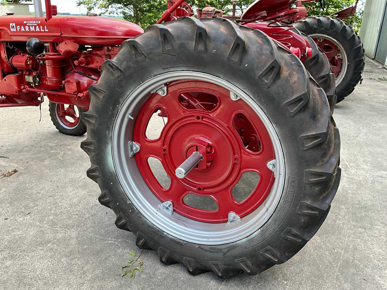 Tracteur agricole Farmall Super FC “Benzine”