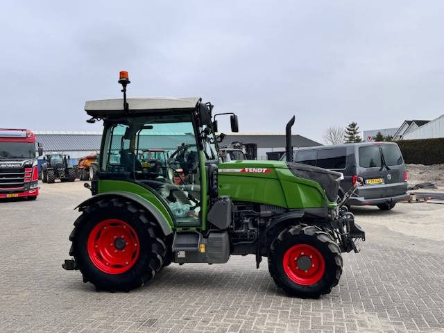 Tracteur agricole Fendt 211v Profi, 465 uur!