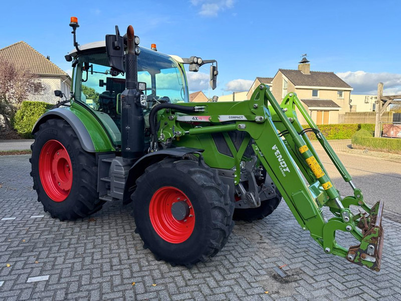 Tracteur agricole Fendt 313 Vario FendtOne + Fendt Cargo 4x75