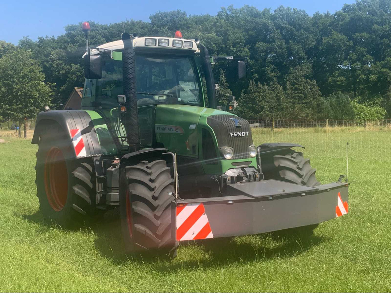 Tracteur agricole Fendt 411 Vario TMS Com 3