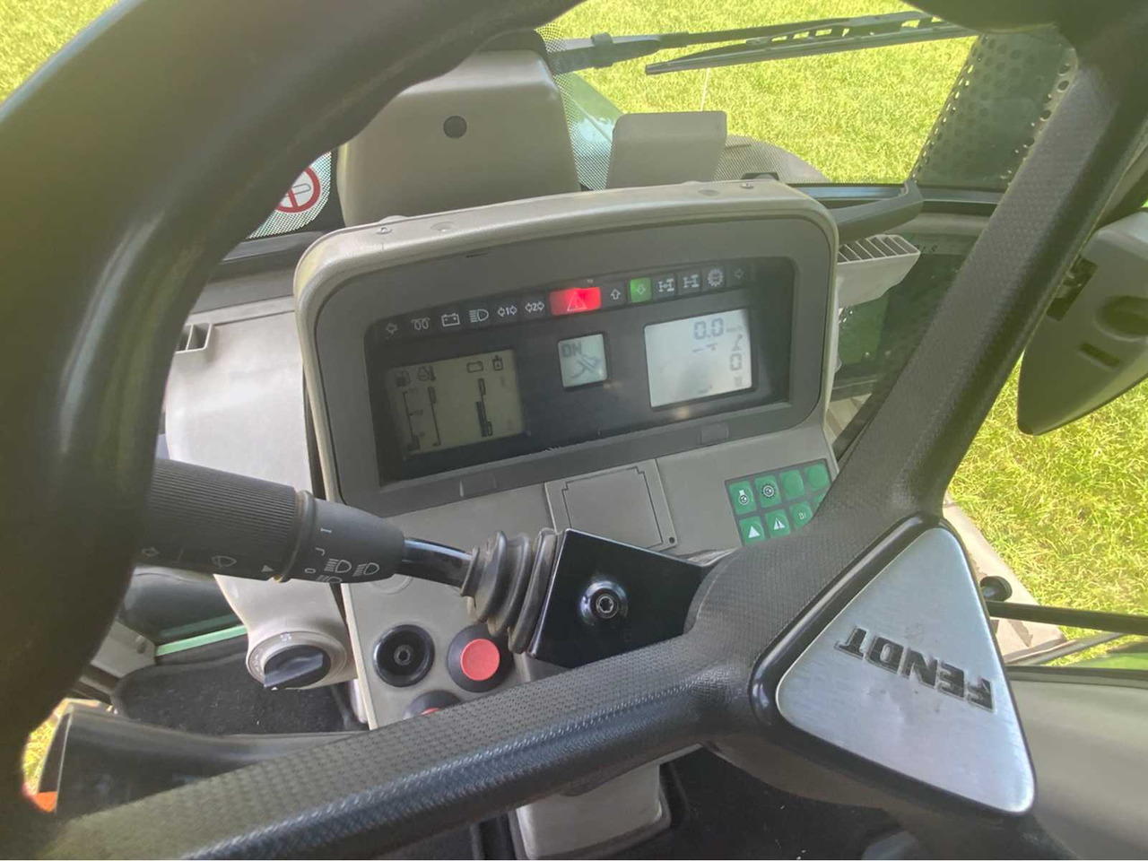 Tracteur agricole Fendt 411 Vario TMS Com 3