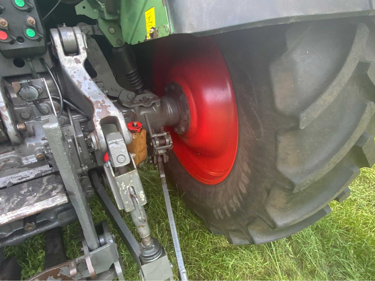 Tracteur agricole Fendt 411 Vario TMS Com 3