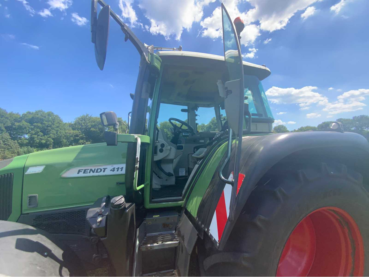 Tracteur agricole Fendt 411 Vario TMS Com 3