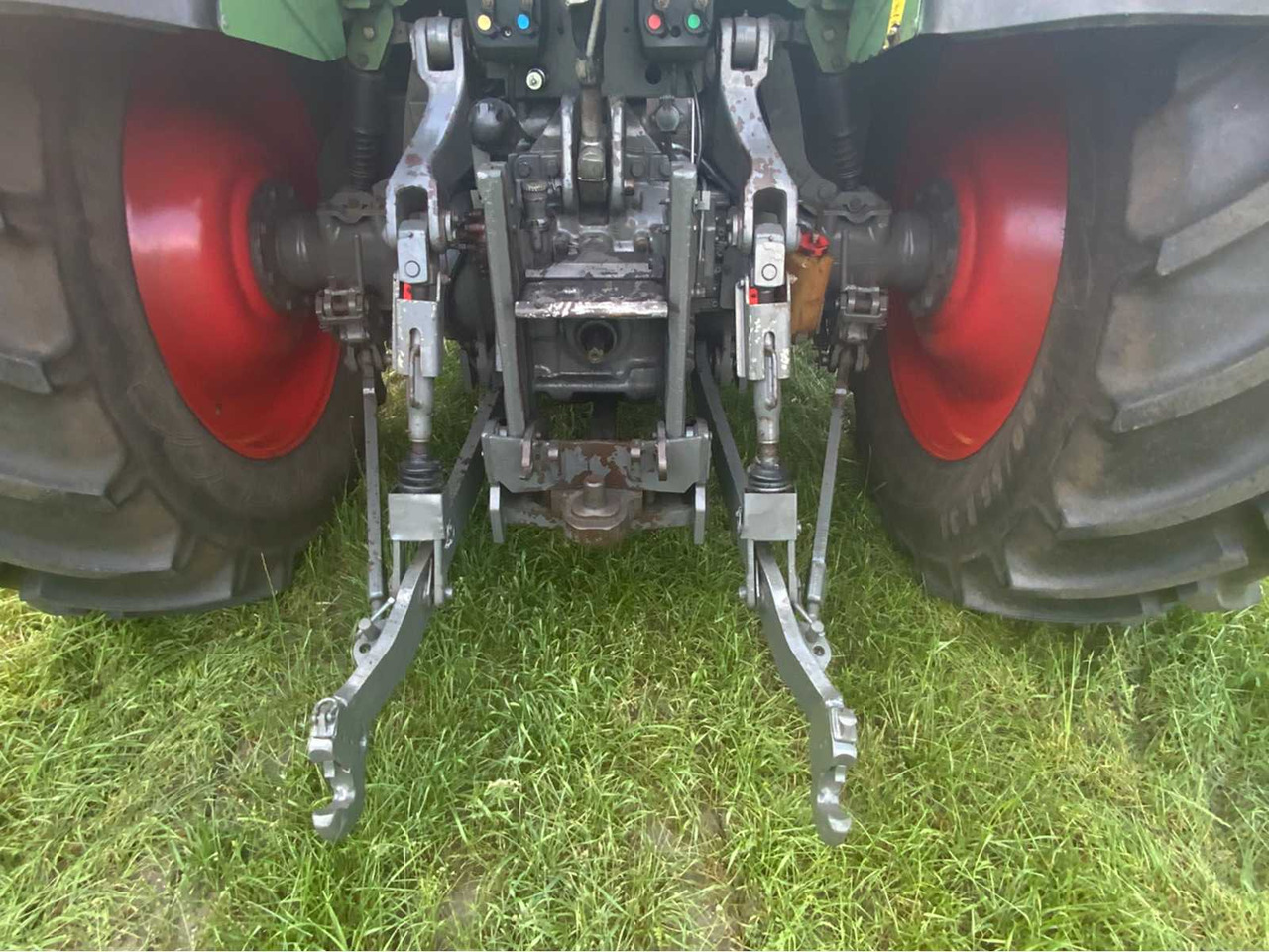 Tracteur agricole Fendt 411 Vario TMS Com 3