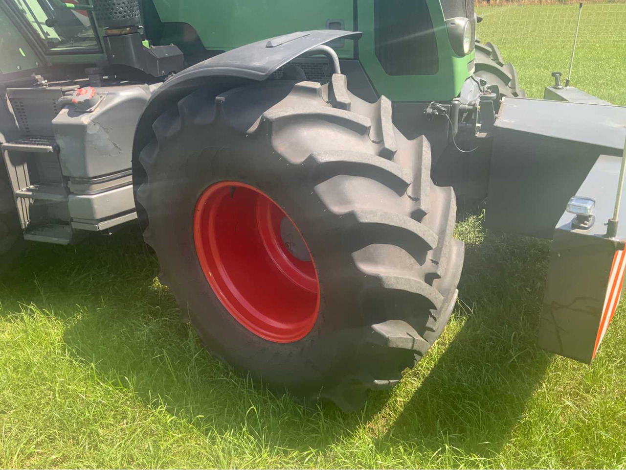 Tracteur agricole Fendt 411 Vario TMS Com 3