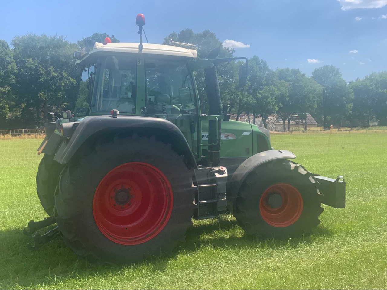 Tracteur agricole Fendt 411 Vario TMS Com 3