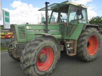 Tracteur agricole Fendt 611 LSA