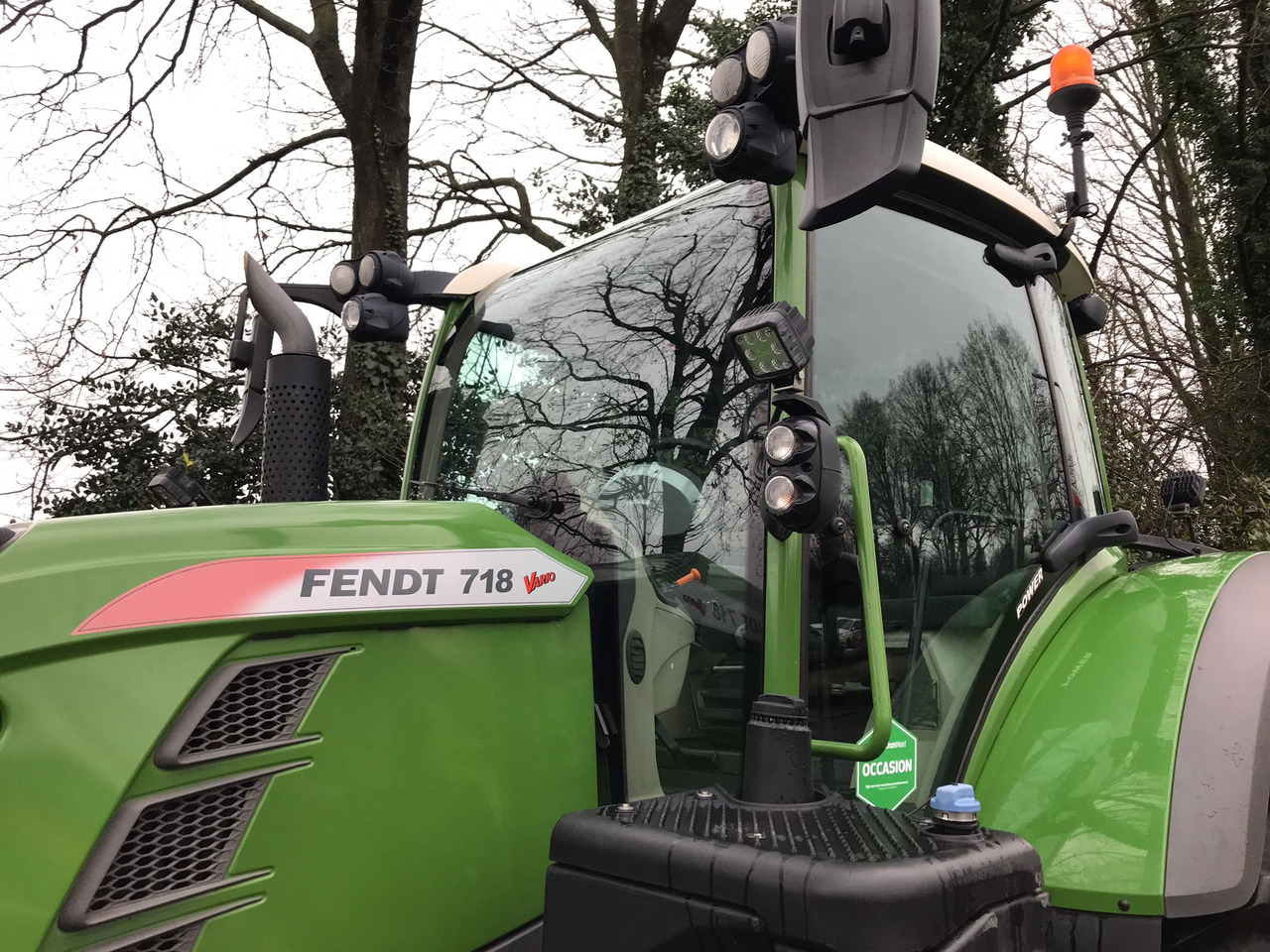 Tracteur agricole Fendt 718 Vario S4 Power