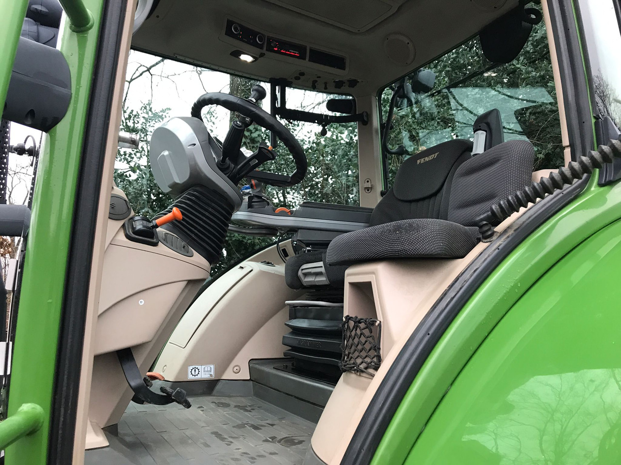 Tracteur agricole Fendt 718 Vario S4 Power