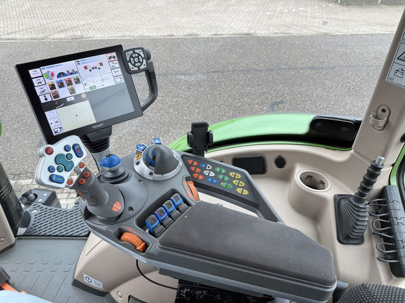 Tracteur agricole Fendt 720 S4 Vario Profi Plus