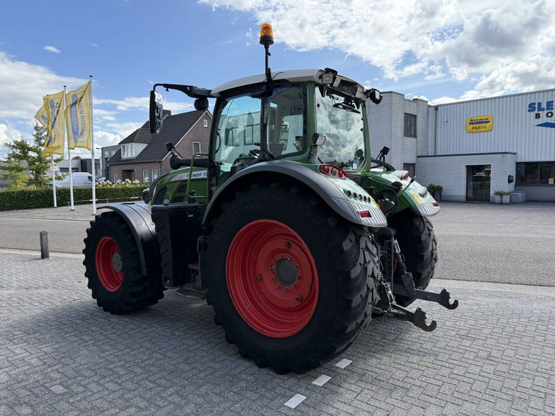 Tracteur agricole Fendt 724 S4 Profiplus