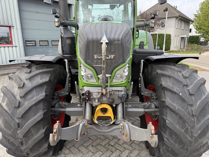 Tracteur agricole Fendt 724 Vario Gen 6 Profi Plus