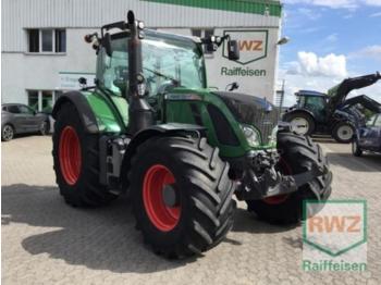 Tracteur agricole Fendt 724 Vario Profi Plus