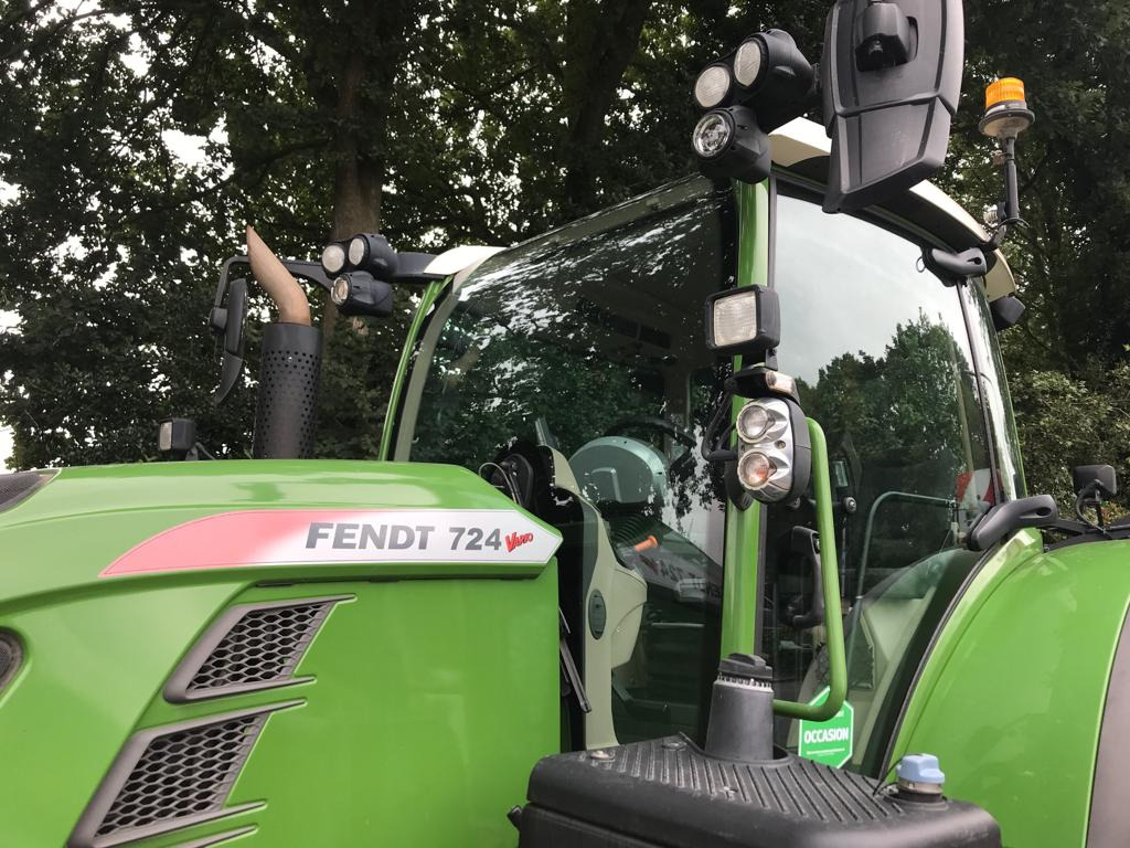 Tracteur agricole Fendt 724 Vario S4 ProfiPlus