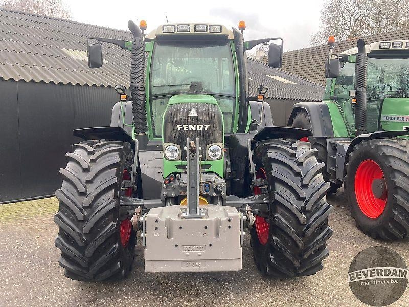Tracteur agricole Fendt 820 Vario TMS