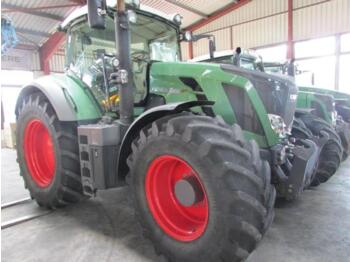 Tracteur agricole Fendt 826 profi