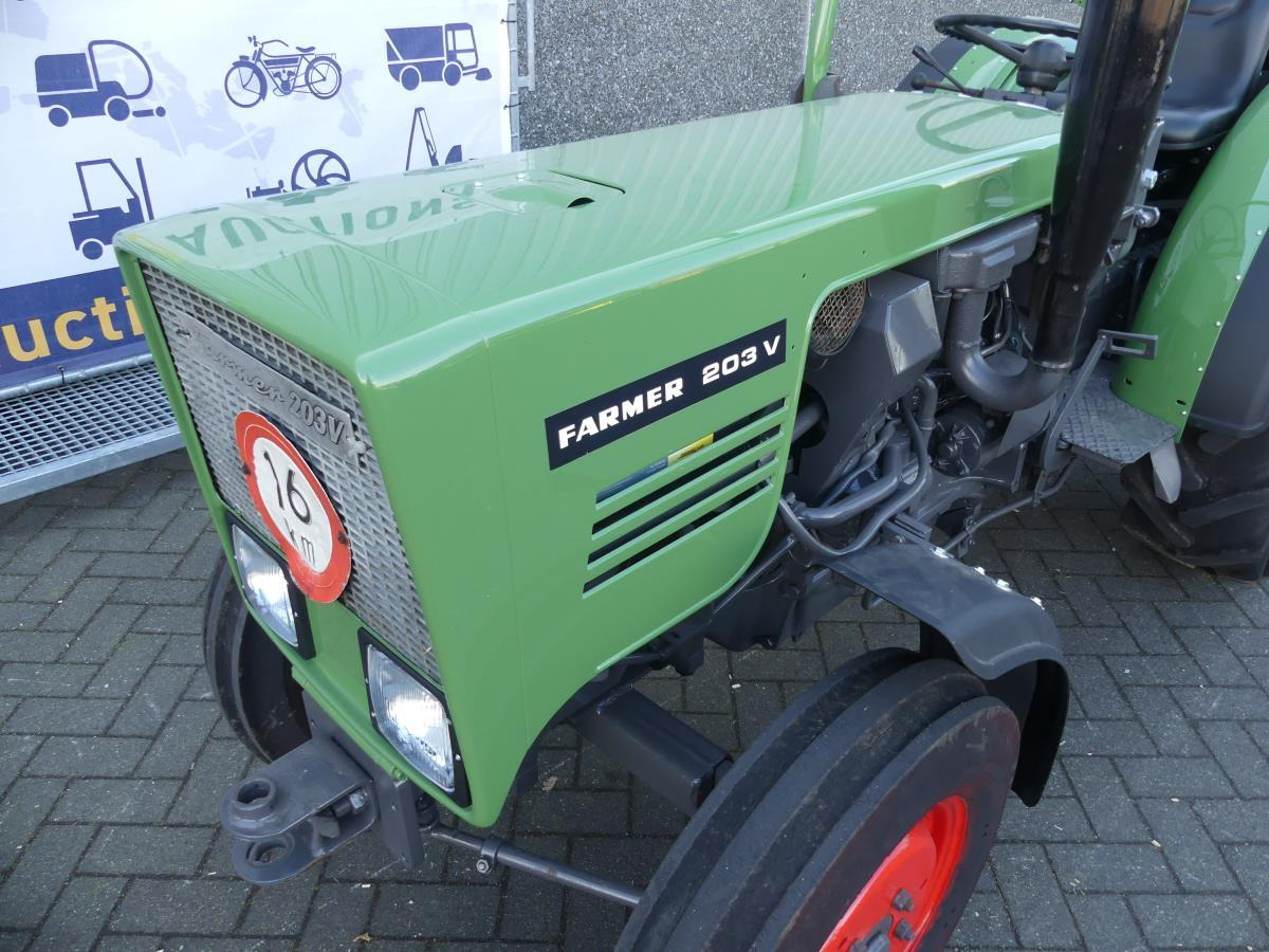 Tracteur agricole Fendt Farmer 203V