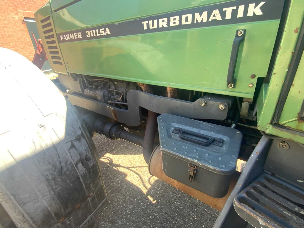 Tracteur agricole Fendt Farmer 311 LSA
